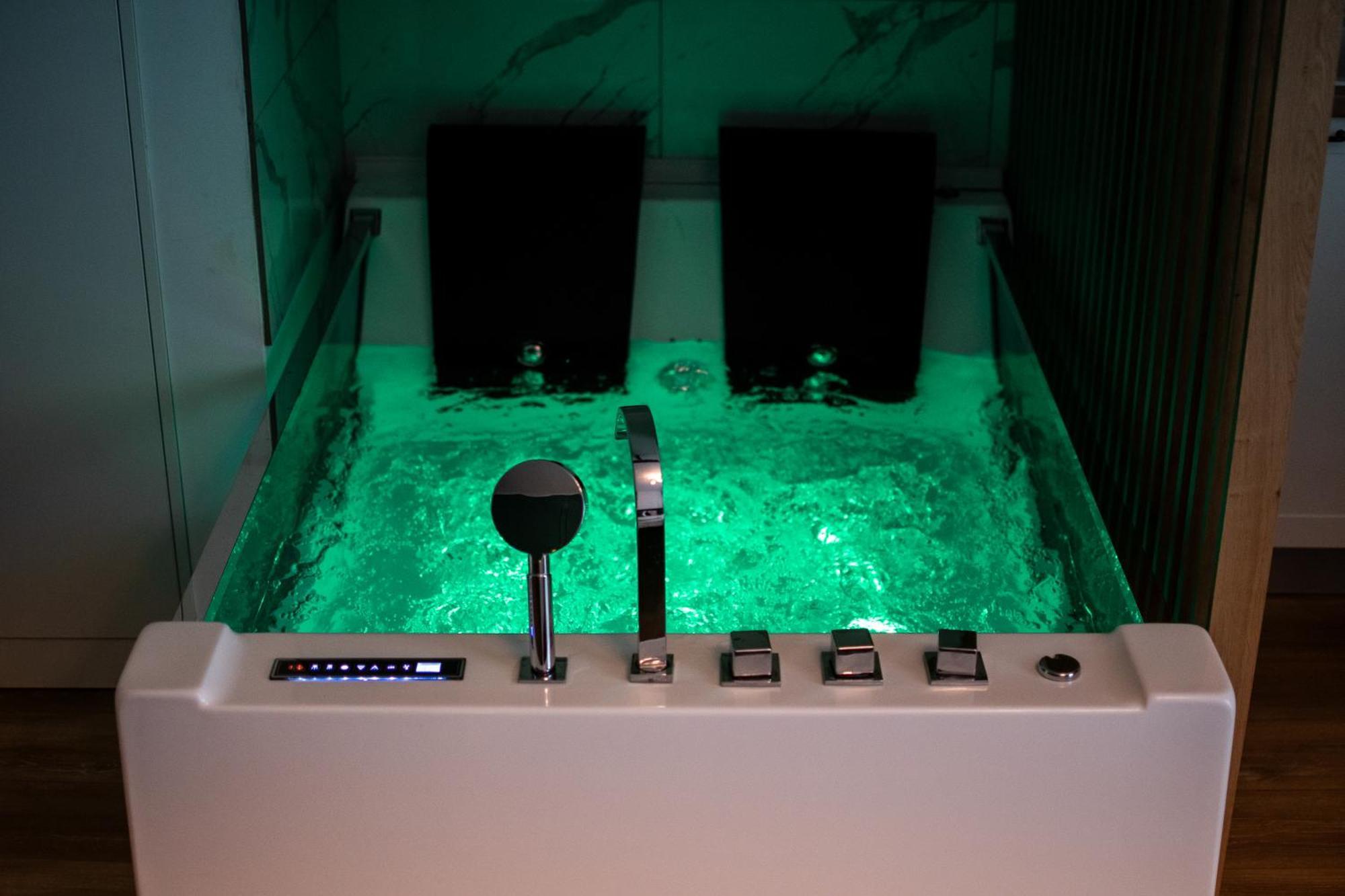 Jacuzzi Urban Heaven Appartement *