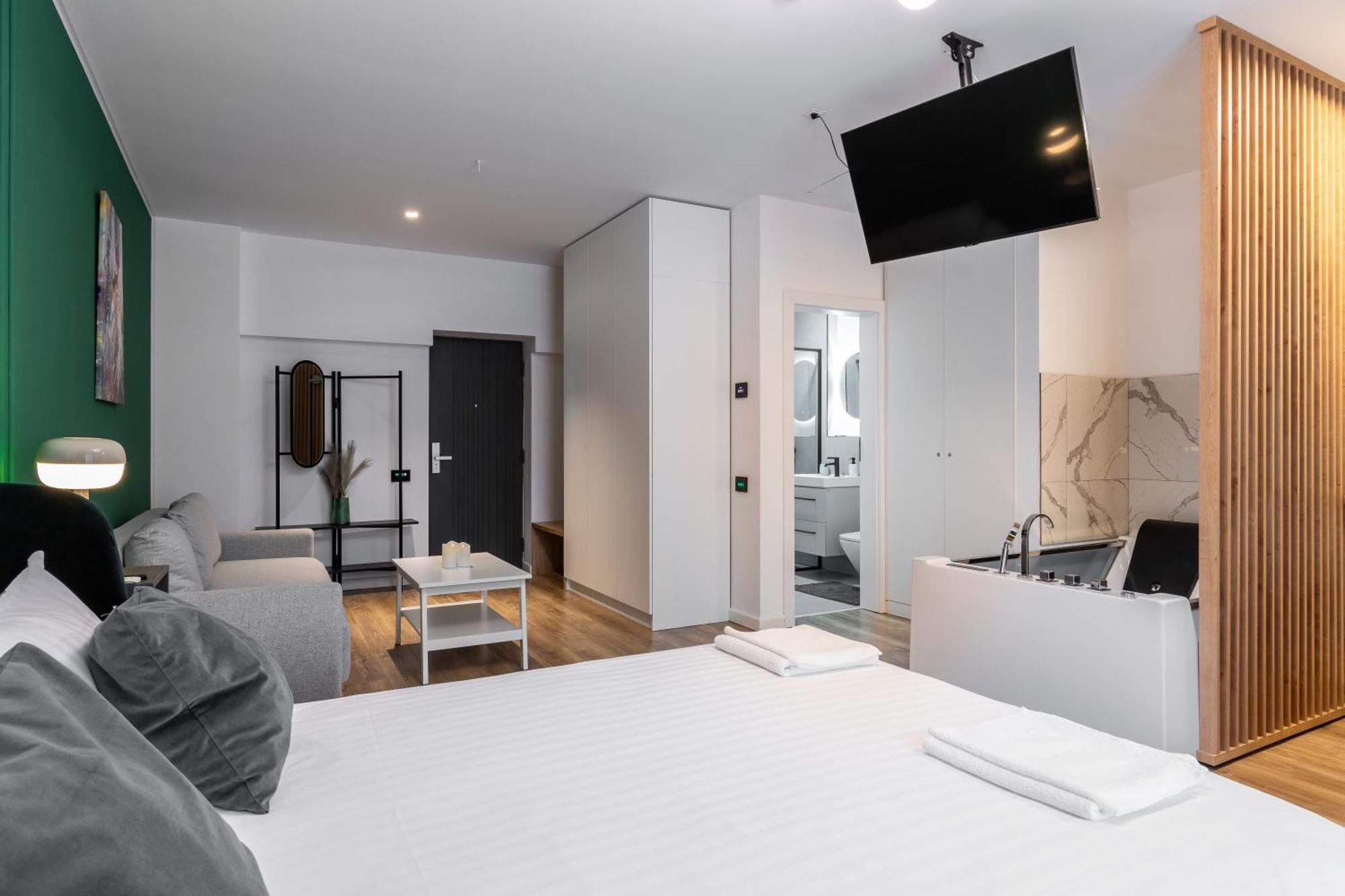 Appartement Jacuzzi Urban Heaven